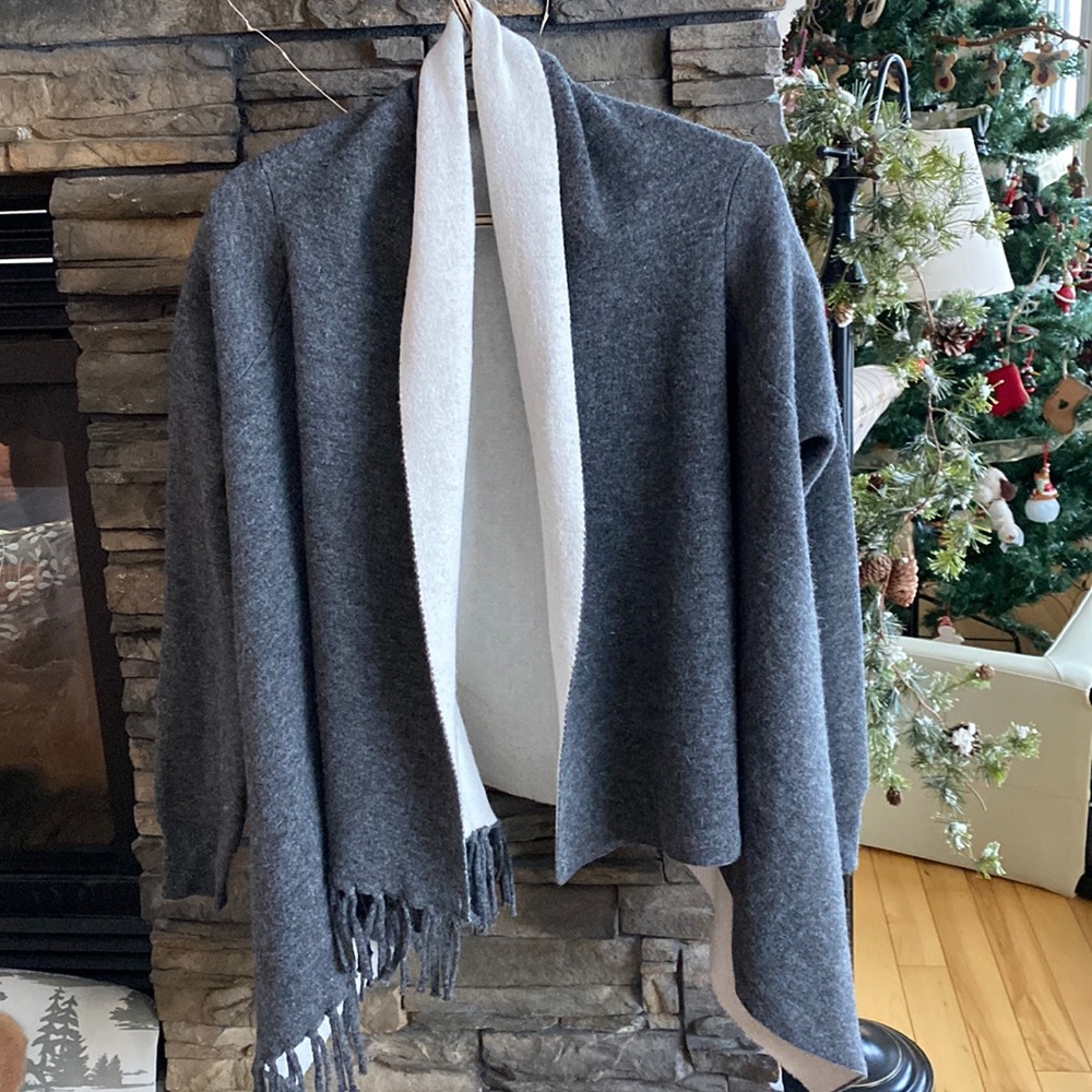 Perfect condition warm wrap cardigan with fringe